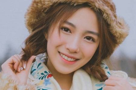 小鲜肉带离异少妇开房