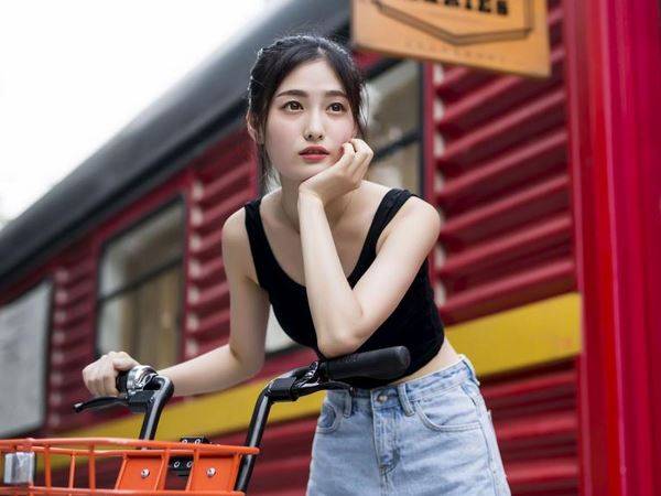 少妇与公公偷情被捉奸