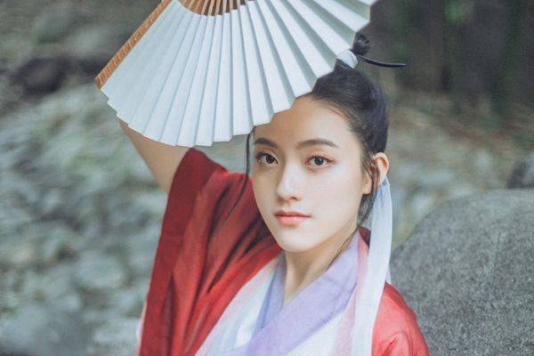 逼妻卖淫供己花销