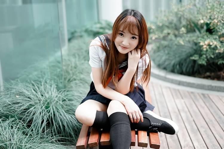 男子尾随女子侵犯