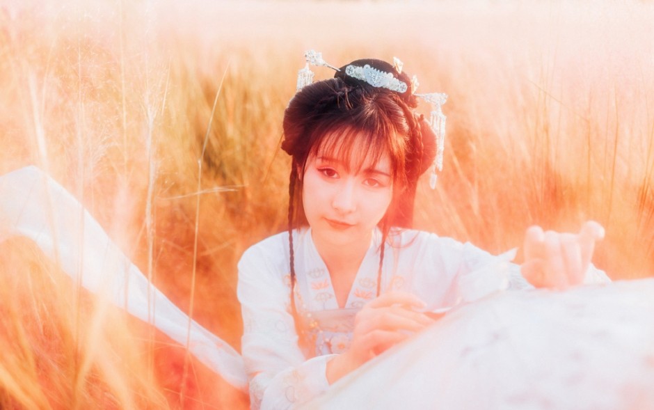 女子见网友迷药助兴