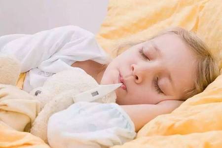 小孩发烧怎么退烧最快？宝妈需知最有效的物理降温方式