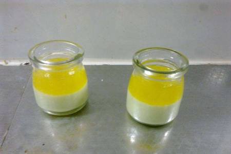 QQ糖简单版布丁的做法，一学就会在家做出香嫩牛奶布丁