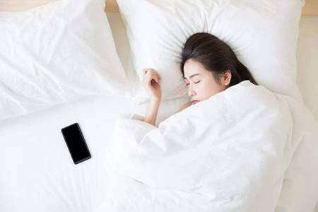 一分钟立马睡着的方法，八个方法快速入眠解决失眠