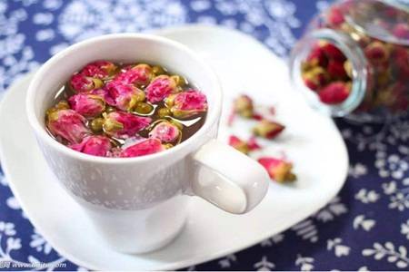 玫瑰花茶的六大功效与作用，美白抗老女性不再痛经