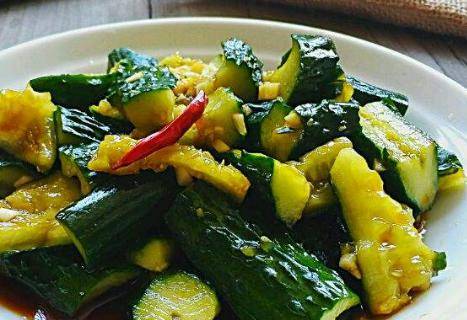 刀拍涼拌黃瓜怎麼做好吃的正確做法 夏天開胃涼菜必備
