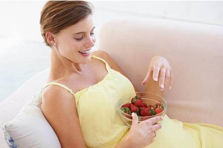 怀孕初期吃什么对胎儿发育好，孕妇食谱六大必要食物