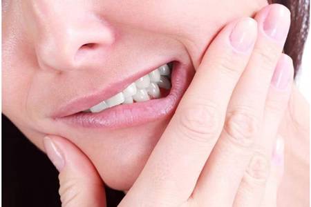 牙疼快速止疼七個偏方，土方法止痛用過的人都說有效