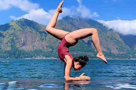 女人為什么一定要練瑜伽  新手怎樣從零開始練瑜伽