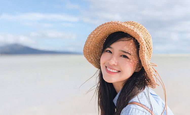 极品老板娘色诱男员工