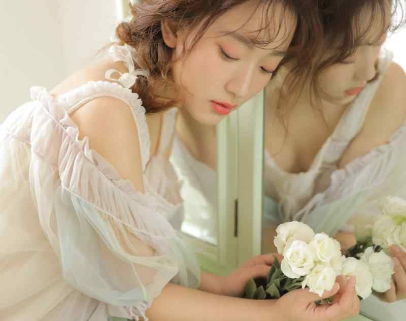 欧美人体艺术写真