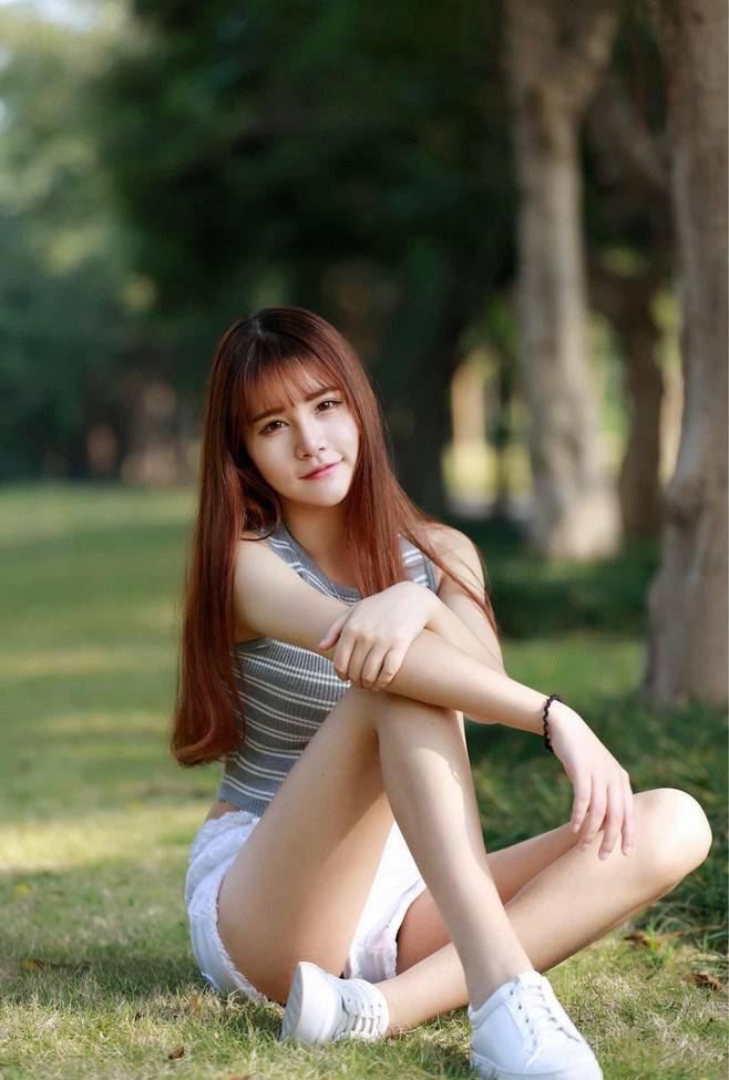 马荣出轨后和经纪人结婚了吗？