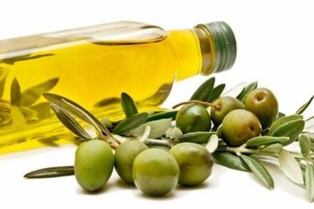 橄榄油的功效与作用 橄榄油护肤的正确方法介绍