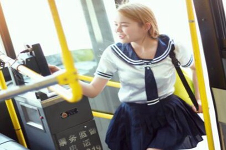 女性遭遇性骚扰 应该沉默顺从还是勇敢反抗