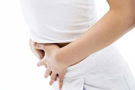 小肚子疼痛是怎么回事女性？这4个疾病因素导致的及时治疗