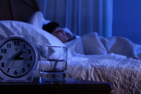 失眠最快入睡的方法，这五个快速入睡法睡到自然醒