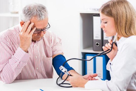 高血压怎么引起来的？这五个因素能避开就尽量避开