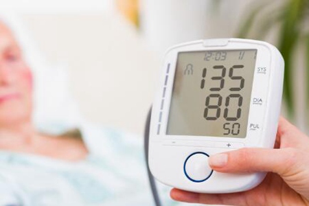 高血压的危险因素有哪些？这五个并发症每个都致命
